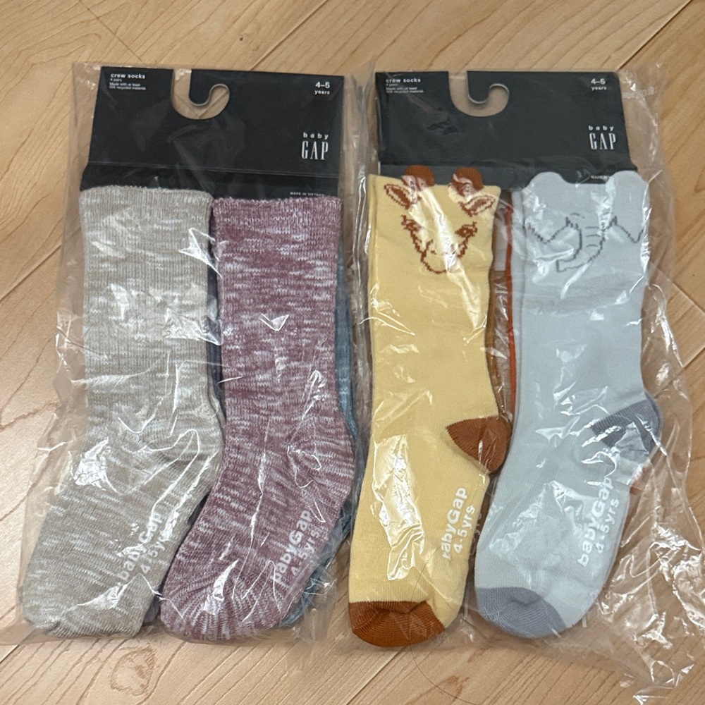 GAP Kids Marled Crew Socks (4-pack) & Toddler Animal Crew Socks (4-Pack) Sz 4-5